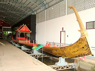 royal-barge-museum-ekachai.jpg