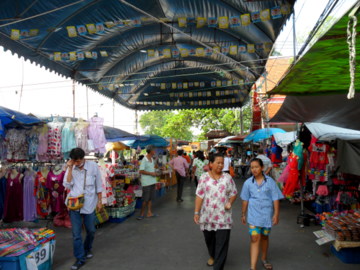market phli bang bangkok travelbug through june arch